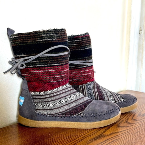 TOMS• Suede Leather Lined Women’s Mid Calf Booties Boots Boho Hippie, Size 5-6.5 - Picture 1 of 9